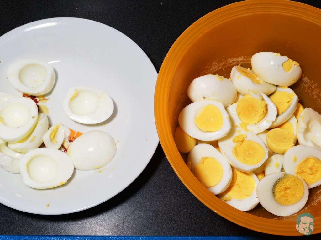 sliced eggs