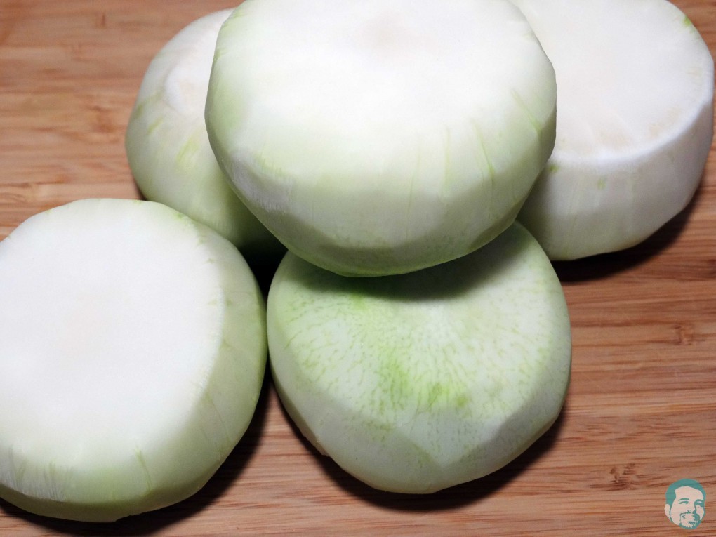 Kohlrabi geschält