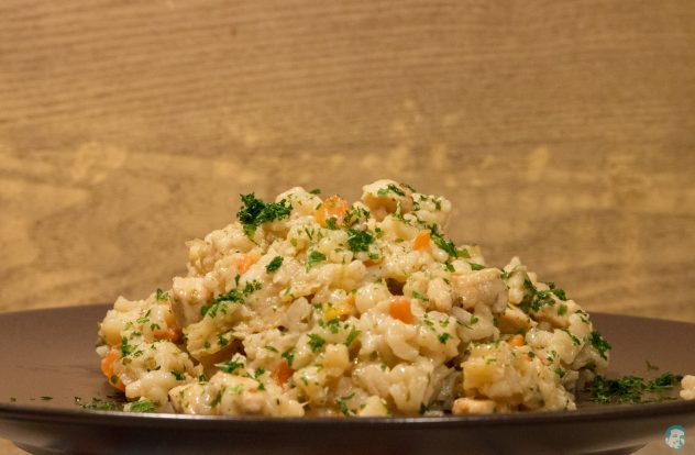 Risotto mit Weißwein und Huhn