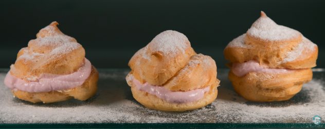 Brandteigkrapfen mit Topfencreme