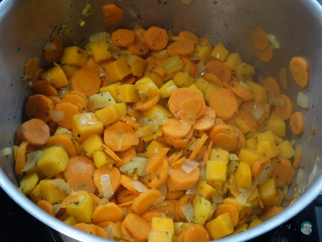 Kuerbis Kokossuppe Kuerbis anrösten