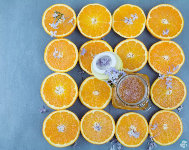 Orangen-Flieder-Marmelade-fertig-gekocht