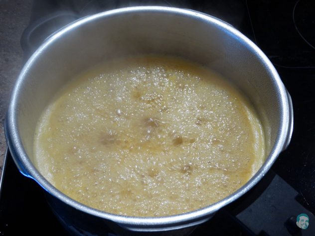 Orangen-Flieder-Marmelade-fertig-kochen