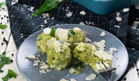 Bärlauchknödel mit Parmesan